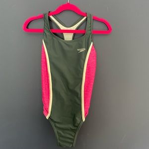 EUC Speedo Swimsuit Girls Size 8
